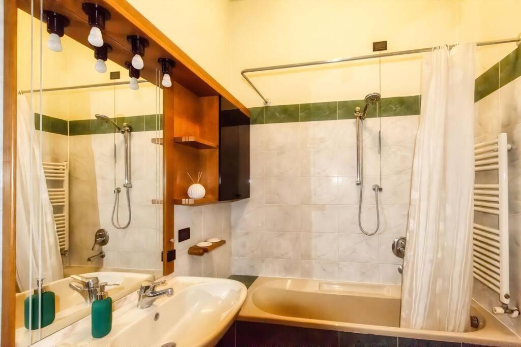 Un Insospettabile Angolo Verde In Citta Apartment Milano Ngoại thất bức ảnh